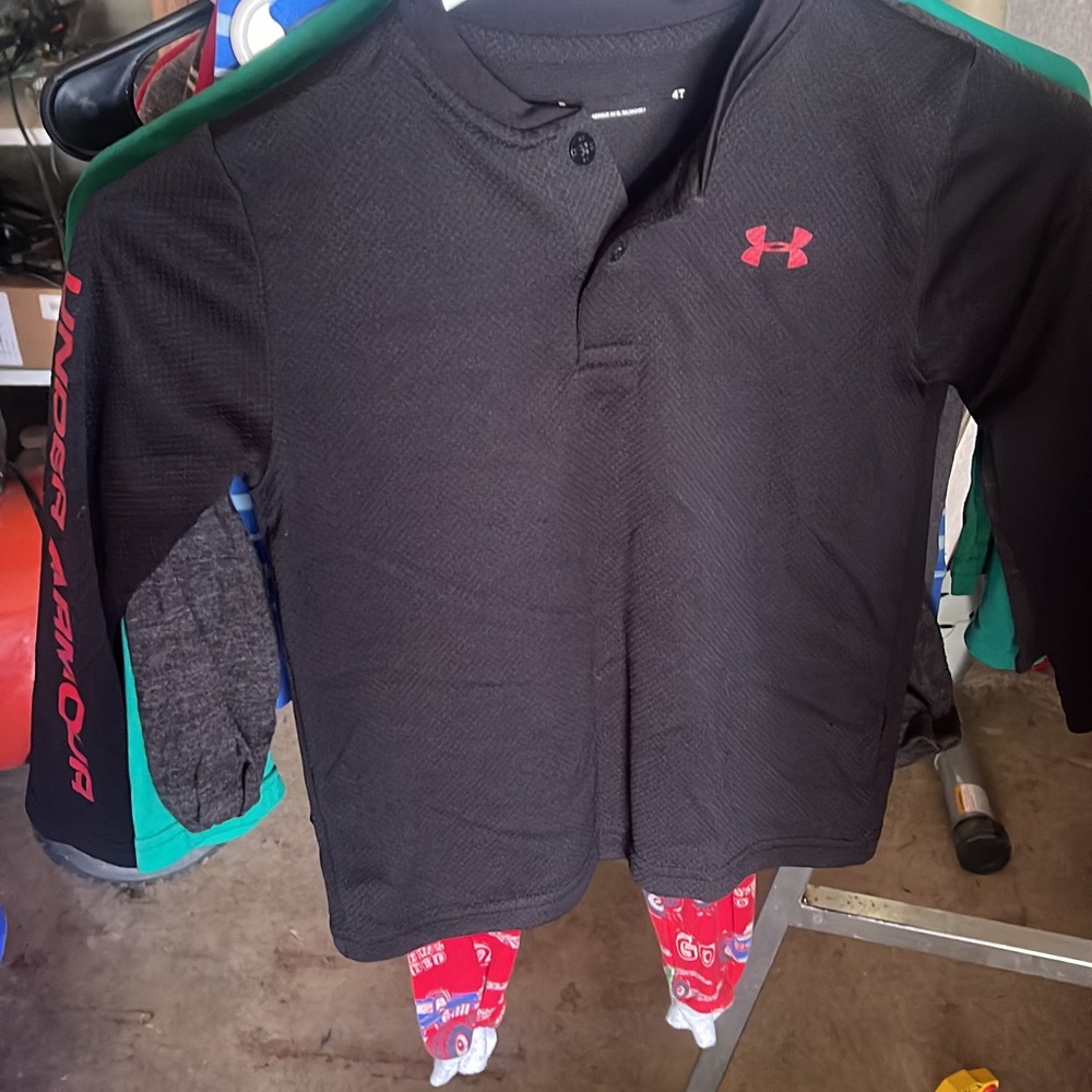 Boys ua long sleeve shirt